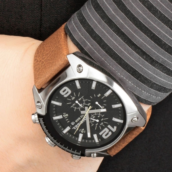 Diesel men's brown leather black face watch - Picture 4 of 7